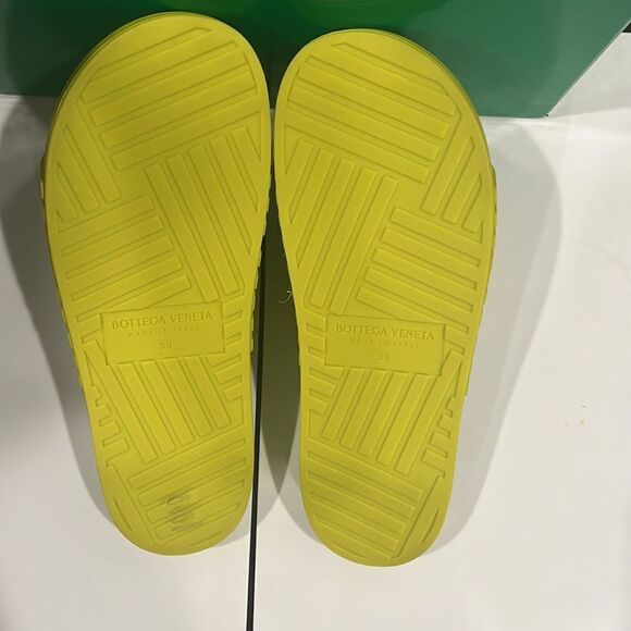 Brand new bottega venata slides with box main image 8